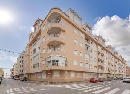 Appartamento per 149 969 euro a Torrevieja, Spagna