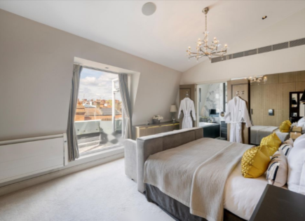 Flat for 4 500 000 euro in London, United Kingdom