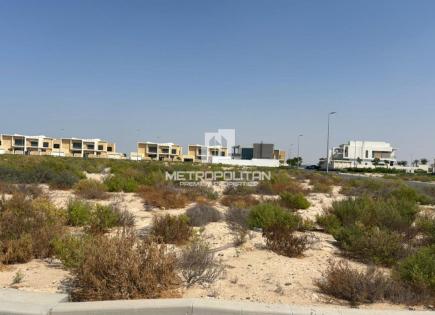 Land for 843 415 euro in Dubai, UAE