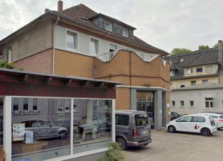 Mietshaus für 890 250 euro in Duisburg, Deutschland