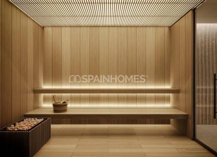 Penthouse for 1 415 000 euro in Casares, Spain