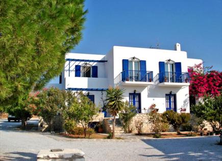 Hotel para 950 000 euro en Paros, Grecia
