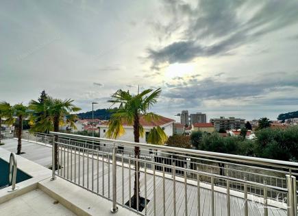 Apartment für 163 600 euro in Petrovac, Montenegro