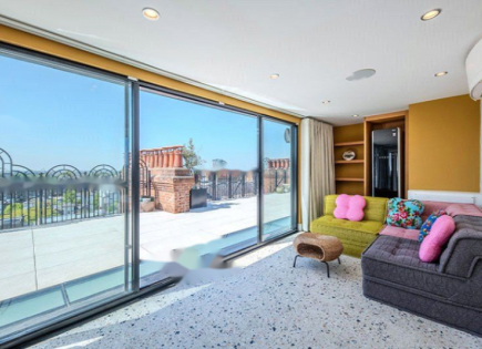 Flat for 4 800 000 euro in London, United Kingdom