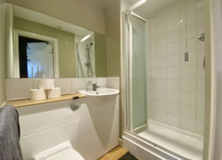 Flat for 399 999 euro in London, United Kingdom