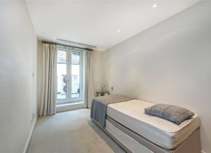 Appartamento per 2 400 000 euro a Londra, Regno Unito