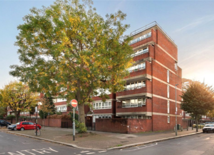 Flat for 350 000 euro in London, United Kingdom