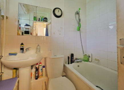 Flat for 300 000 euro in London, United Kingdom