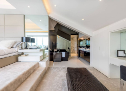 Appartamento per 5 250 000 euro a Londra, Regno Unito