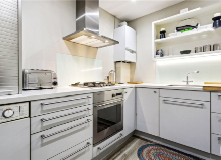 Appartamento per 1 350 000 euro a Londra, Regno Unito