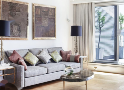 Appartamento per 3 600 000 euro a Londra, Regno Unito