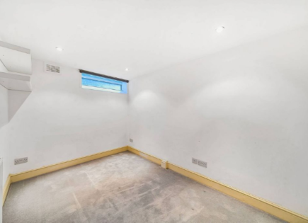 Flat for 400 000 euro in London, United Kingdom