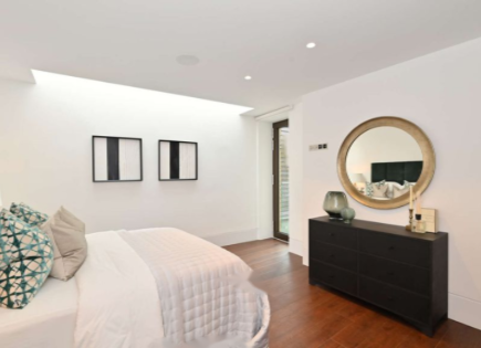 Appartamento per 2 495 000 euro a Londra, Regno Unito