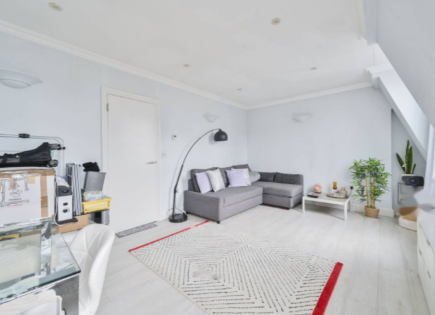 Flat for 360 000 euro in London, United Kingdom