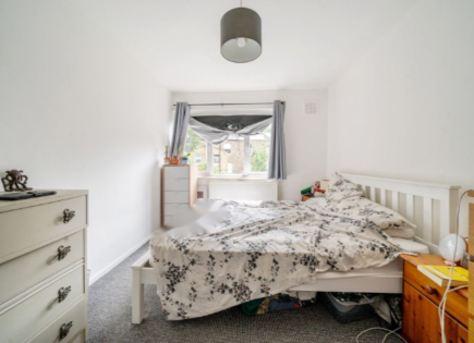 Flat for 300 000 euro in London, United Kingdom