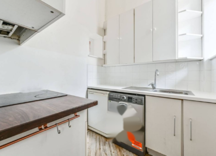 Flat for 300 000 euro in London, United Kingdom
