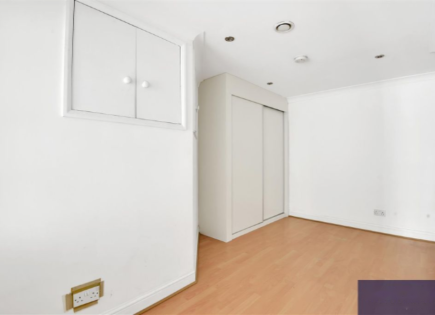 Appartamento per 385 000 euro a Londra, Regno Unito