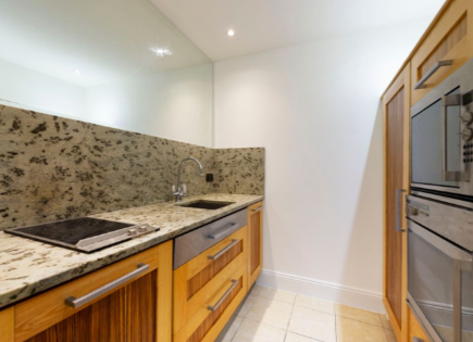 Appartamento per 775 000 euro a Londra, Regno Unito