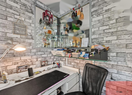 Appartamento per 225 000 euro a Londra, Regno Unito