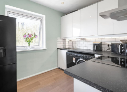 Flat for 350 000 euro in London, United Kingdom