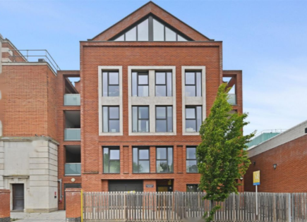 Appartamento per 385 000 euro a Londra, Regno Unito