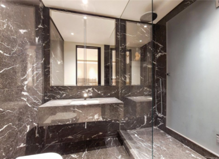 Appartamento per 3 950 000 euro a Londra, Regno Unito