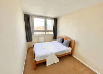 Flat for 305 000 euro in London, United Kingdom