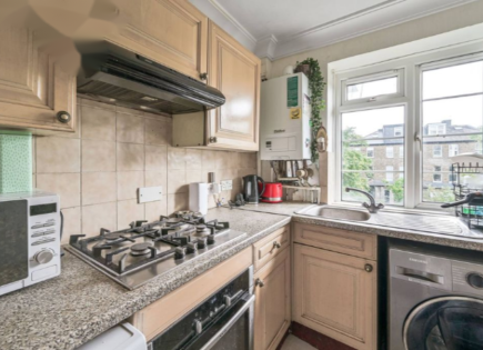 Flat for 300 000 euro in London, United Kingdom