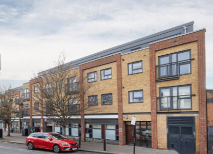 Flat for 400 000 euro in London, United Kingdom