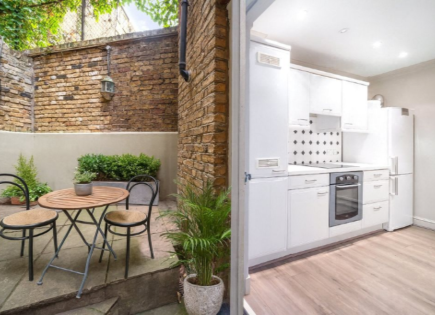 Appartamento per 2 250 000 euro a Londra, Regno Unito