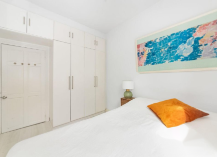 Flat for 350 000 euro in London, United Kingdom