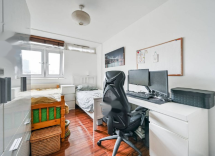 Flat for 350 000 euro in London, United Kingdom