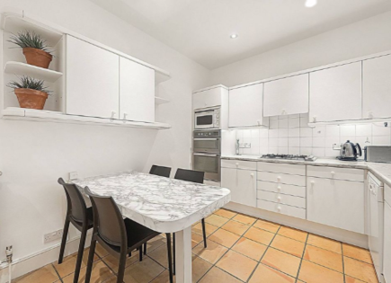 Flat for 2 950 000 euro in London, United Kingdom