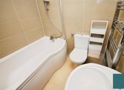 Flat for 385 000 euro in London, United Kingdom