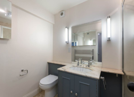 Appartamento per 795 000 euro a Londra, Regno Unito