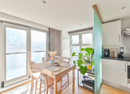 Flat for 375 000 euro in London, United Kingdom