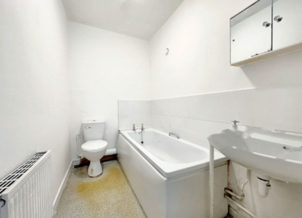 Flat for 200 000 euro in London, United Kingdom