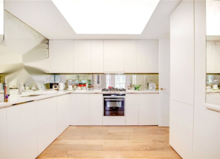 Appartamento per 2 500 000 euro a Londra, Regno Unito