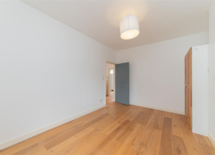 Flat for 350 000 euro in London, United Kingdom