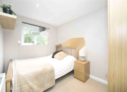 Flat for 370 000 euro in London, United Kingdom