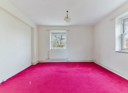 Flat for 275 000 euro in London, United Kingdom