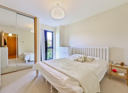 Flat for 431 250 euro in London, United Kingdom