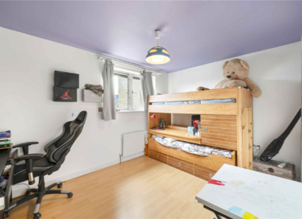 Appartamento per 375 000 euro a Londra, Regno Unito