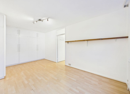 Flat for 350 000 euro in London, United Kingdom