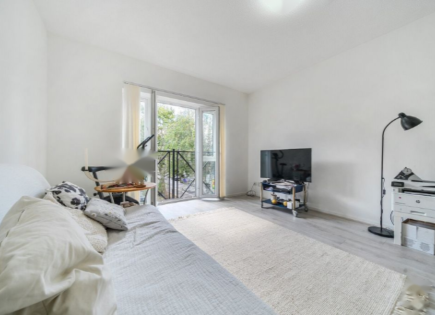 Flat for 300 000 euro in London, United Kingdom