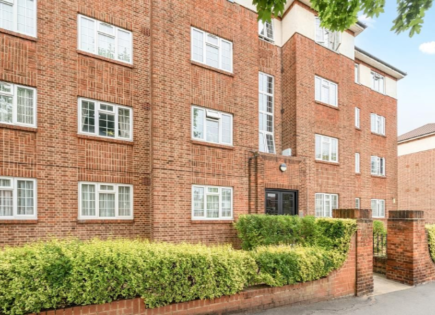 Flat for 350 000 euro in London, United Kingdom