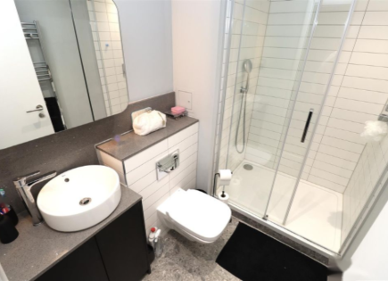 Wohnung für 290 000 euro in London, Großbritannien