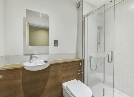 Appartamento per 695 000 euro a Londra, Regno Unito