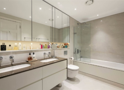 Flat for 2 995 000 euro in London, United Kingdom