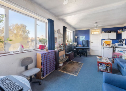 Appartamento per 325 000 euro a Londra, Regno Unito